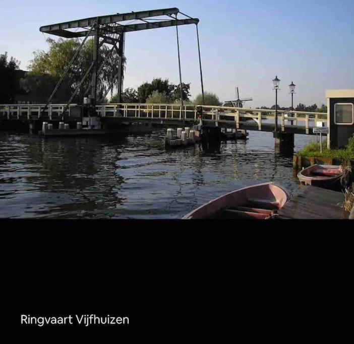 Tiny House With Sauna & Jacuzzi Near Amsterdam Vijfhuizen Exteriör bild